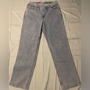 Abercrombie & Fitch The 90s Straight Ultra High Rise